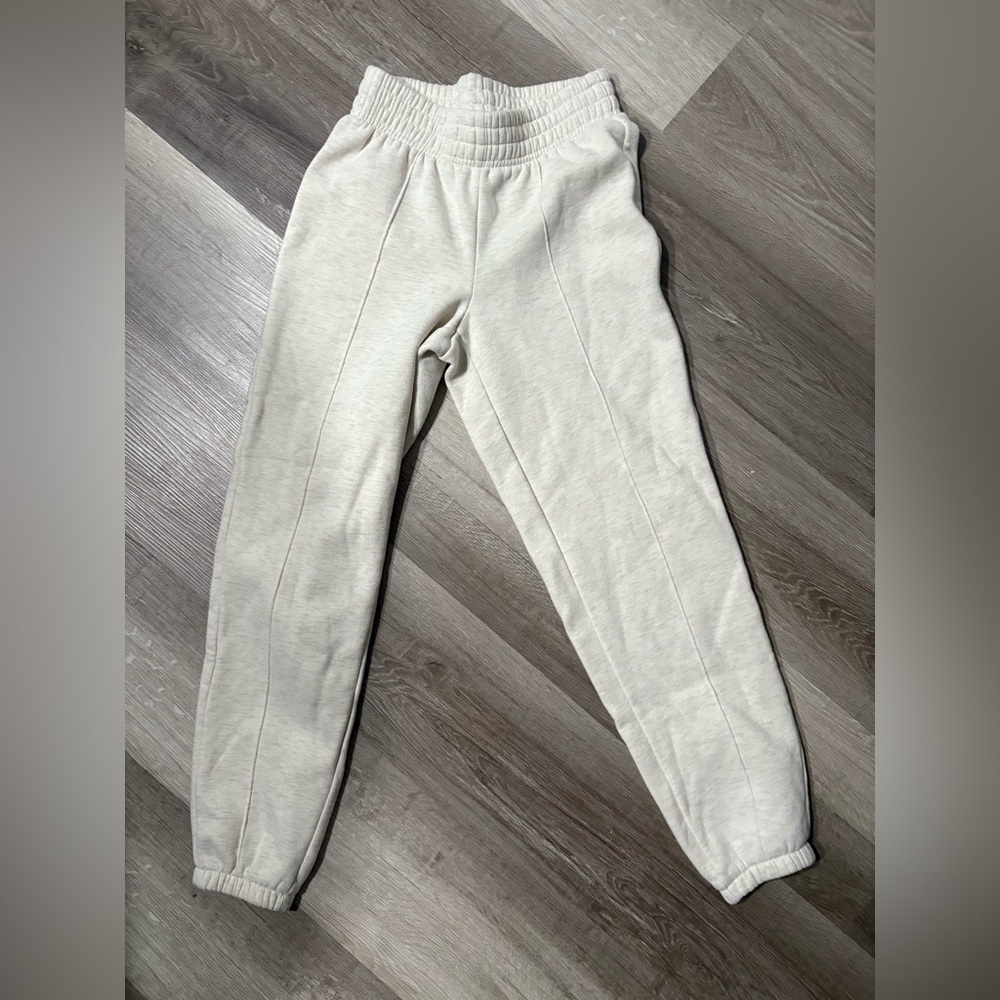 Women’s XS Cream Jogger Pants